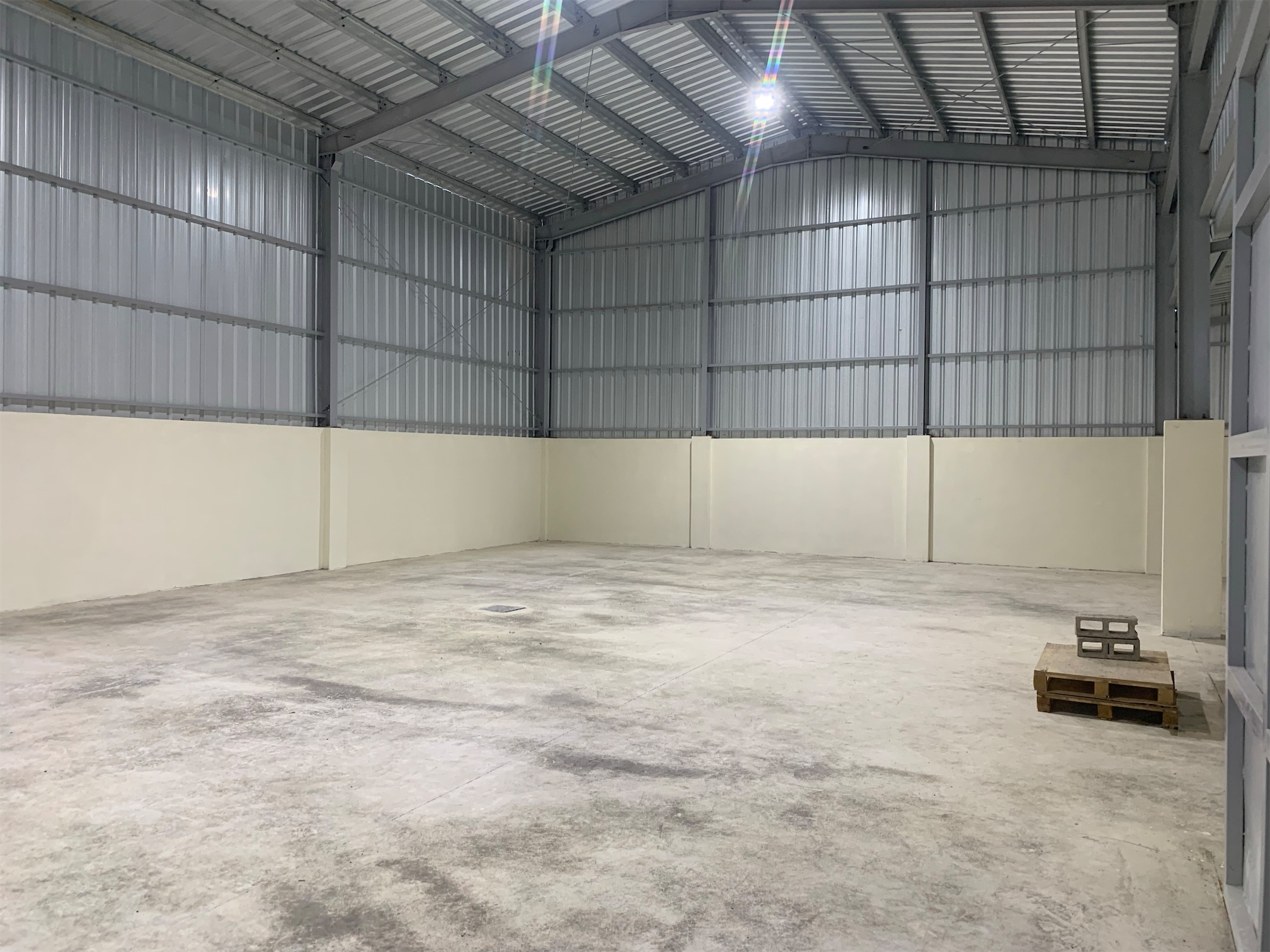 oficinas y locales comerciales - Almacén en herrera 2