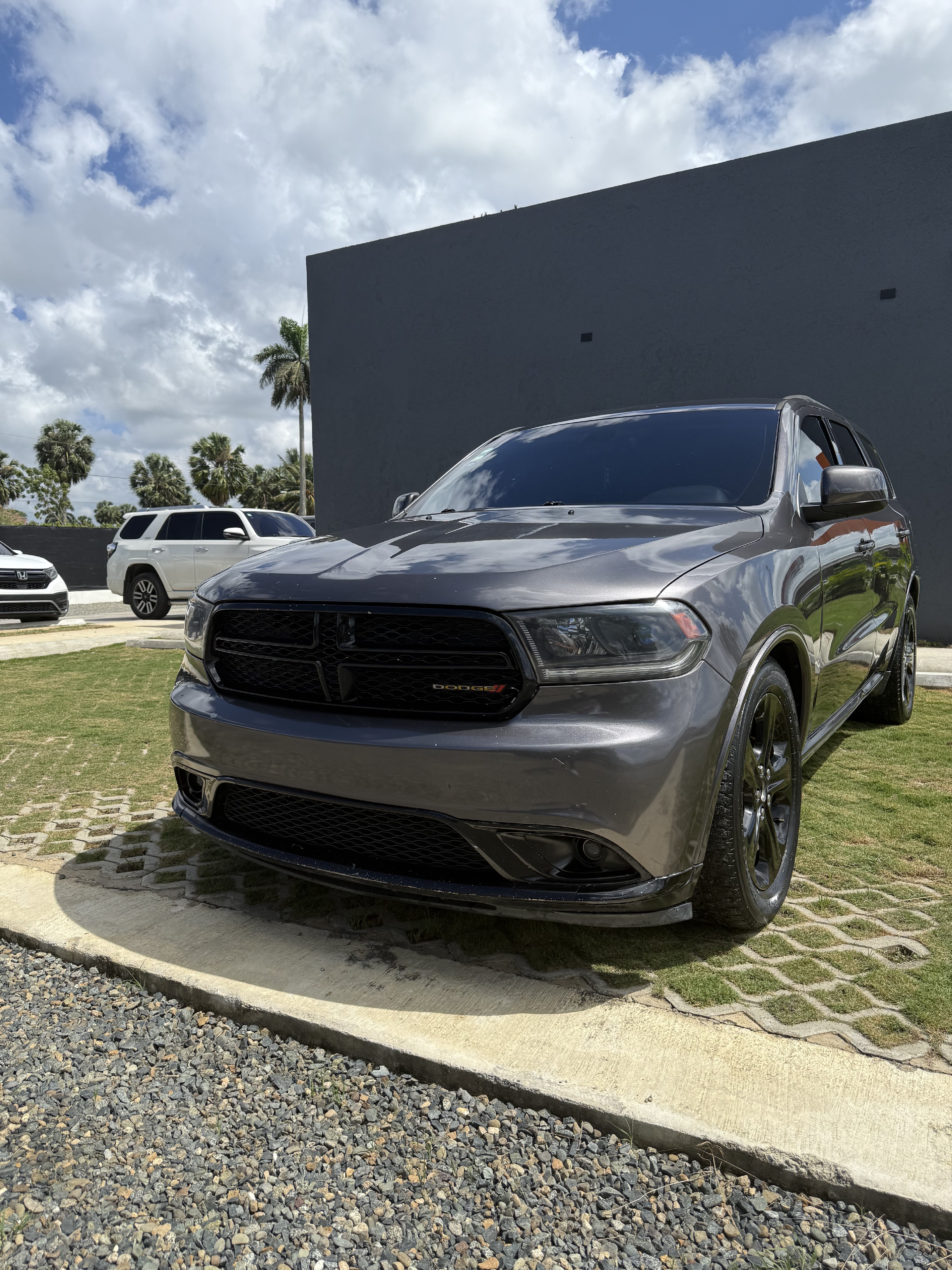 jeepetas y camionetas - Dodge Durango 2015 en buenas consiciones 0