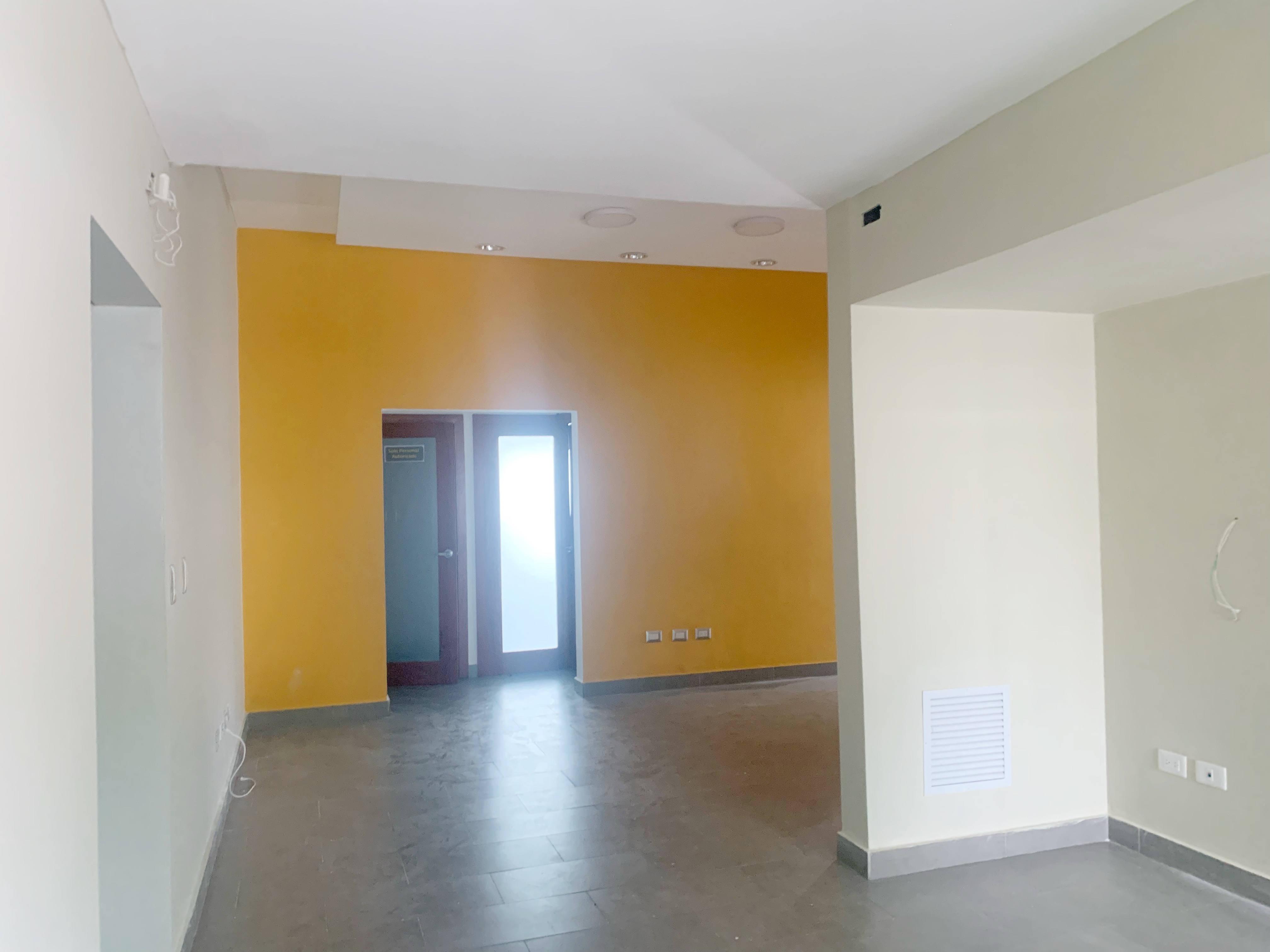 oficinas y locales comerciales - Local en el Millon  3