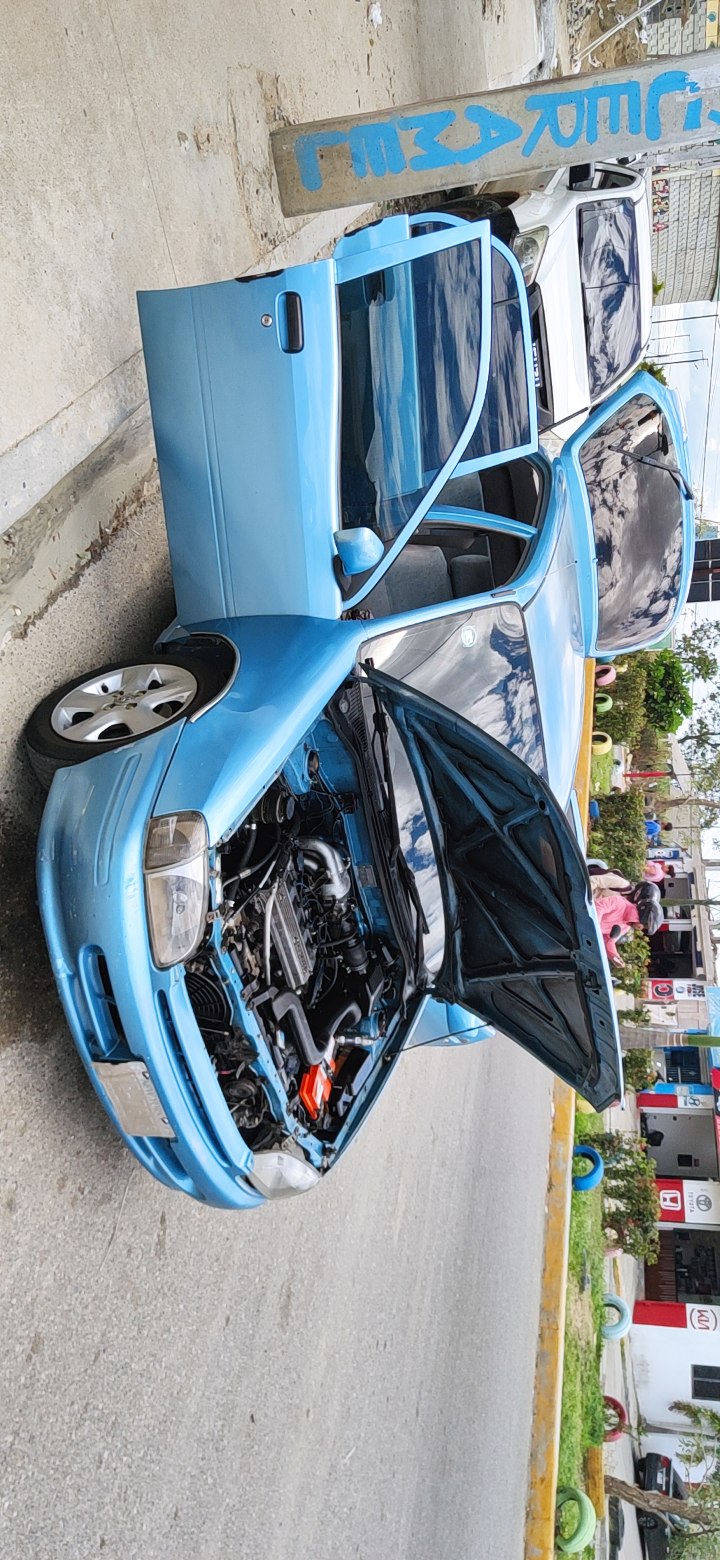 carros - Toyota starlet 2000 negociable