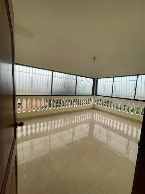 casas - Venta de casa en la Autopista de San Isidro prado oriental con 400mts  3