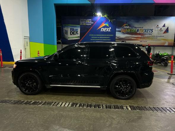 jeepetas y camionetas - jeep Cherokee limited 2018 óptimas condiciones, recién importada  5