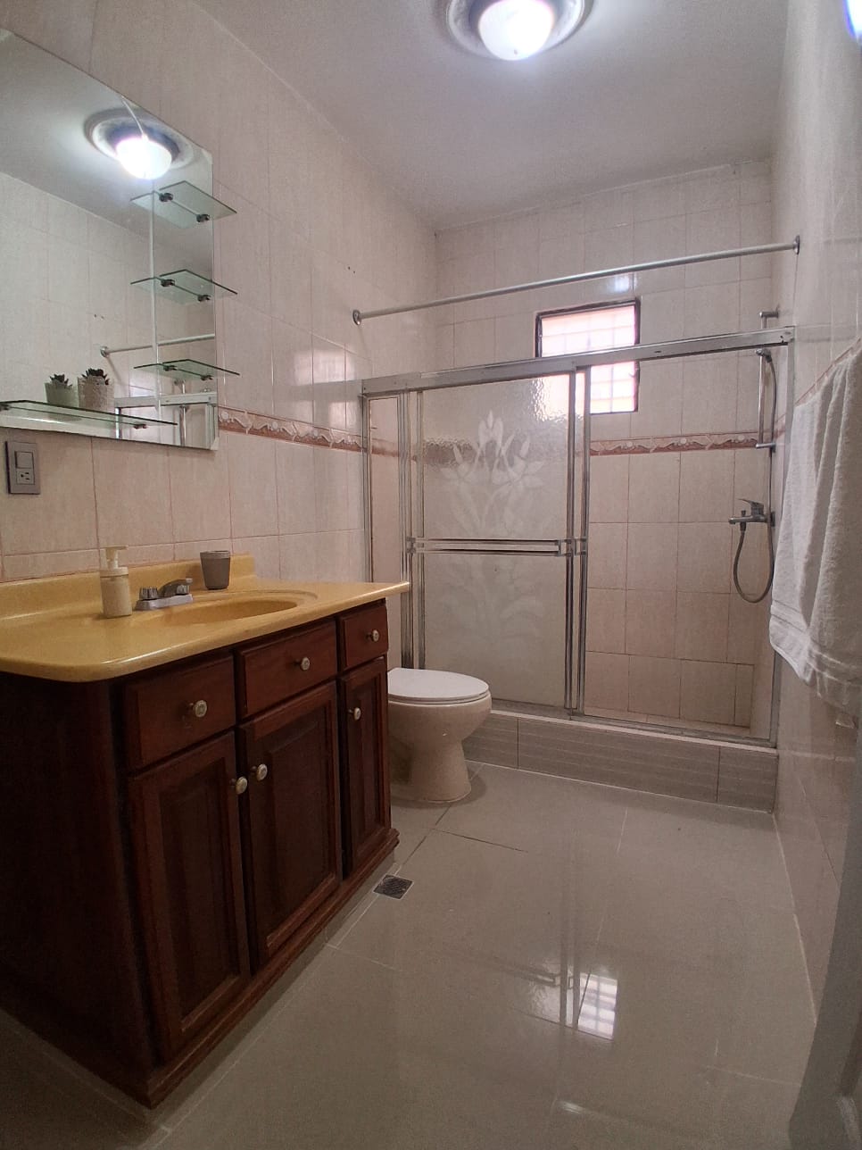 casas - Casa en 2do nivel Amueblada Prado Oriental 700 US$ 9