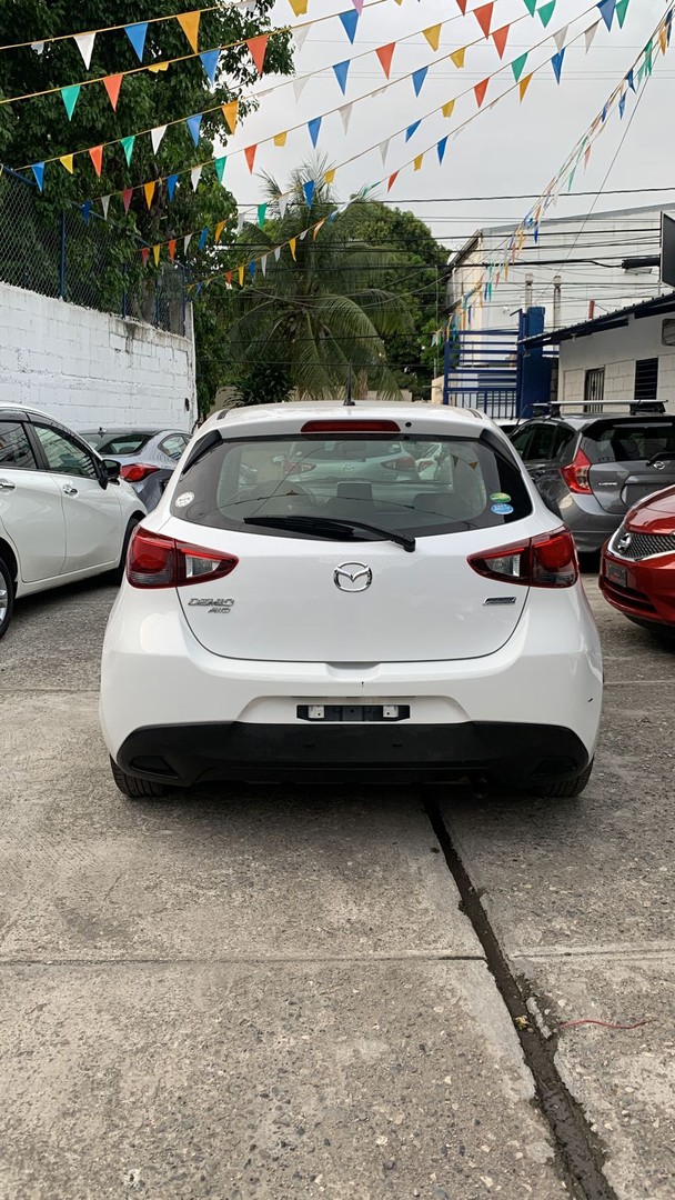 carros - MAZDA DEMIO 2019 4