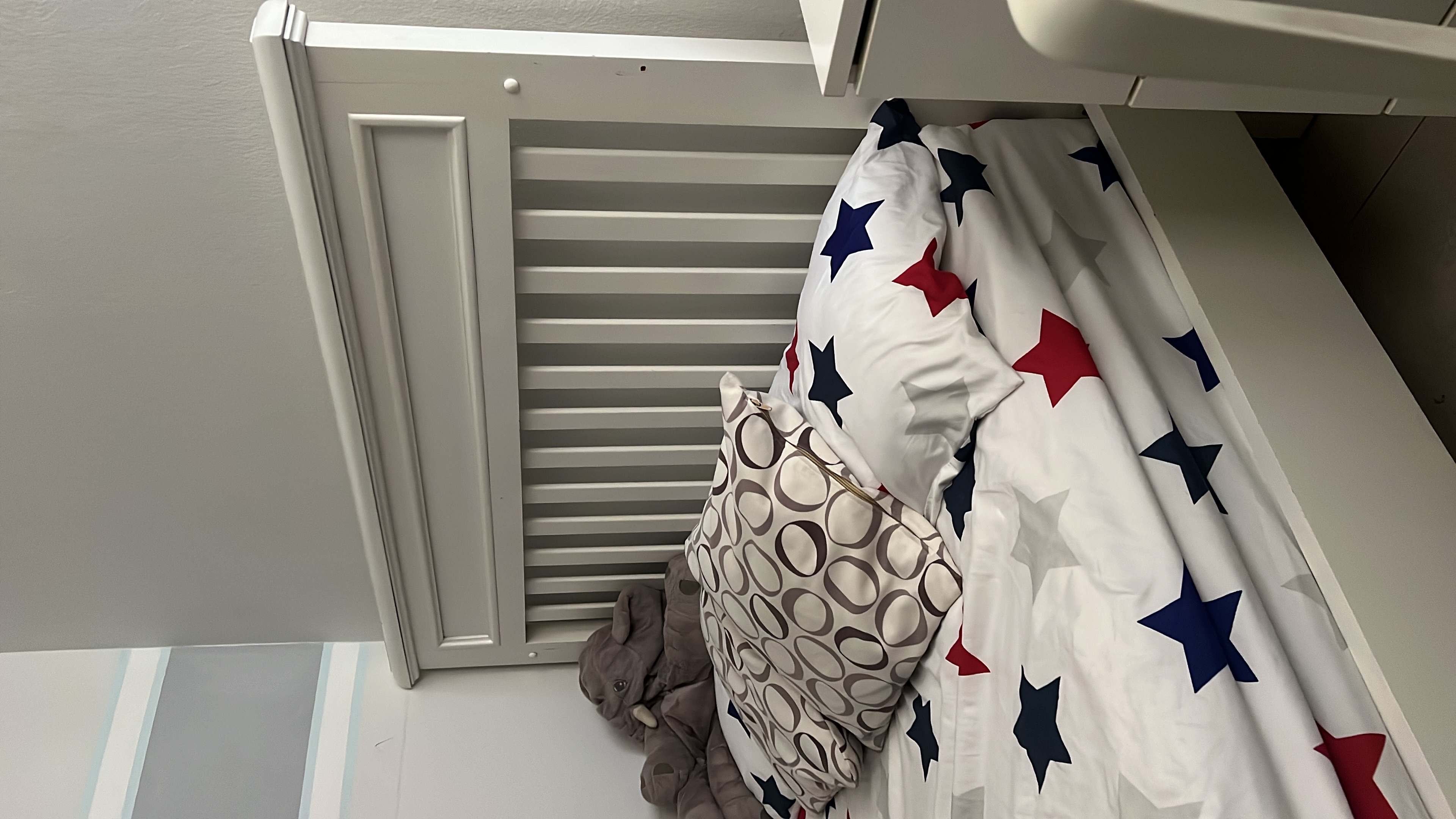 muebles y colchones - Cama full de 1 1/2 plaza
