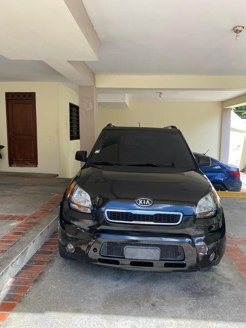 jeepetas y camionetas - Vendo Kia Soul 2011 color negro 0