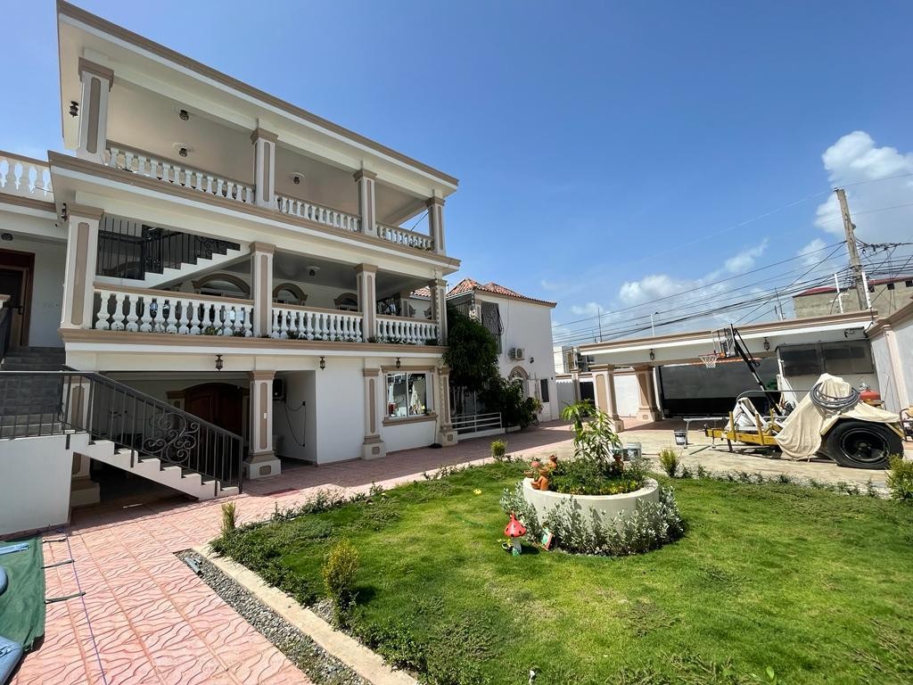 casas - Se vende mansión casa en Prado Oriental 8