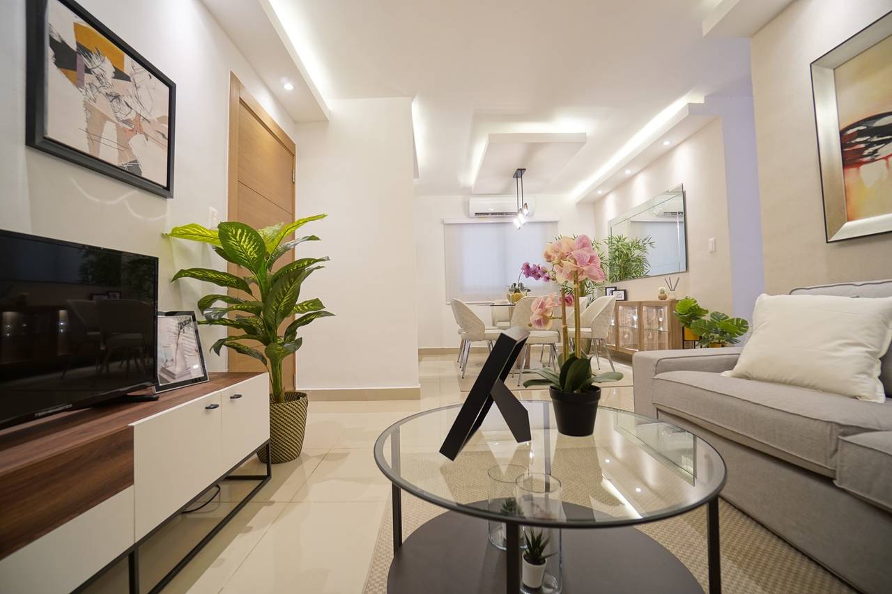 apartamentos - Apto. de 3 habitaciones en Santo Domingo Este 2