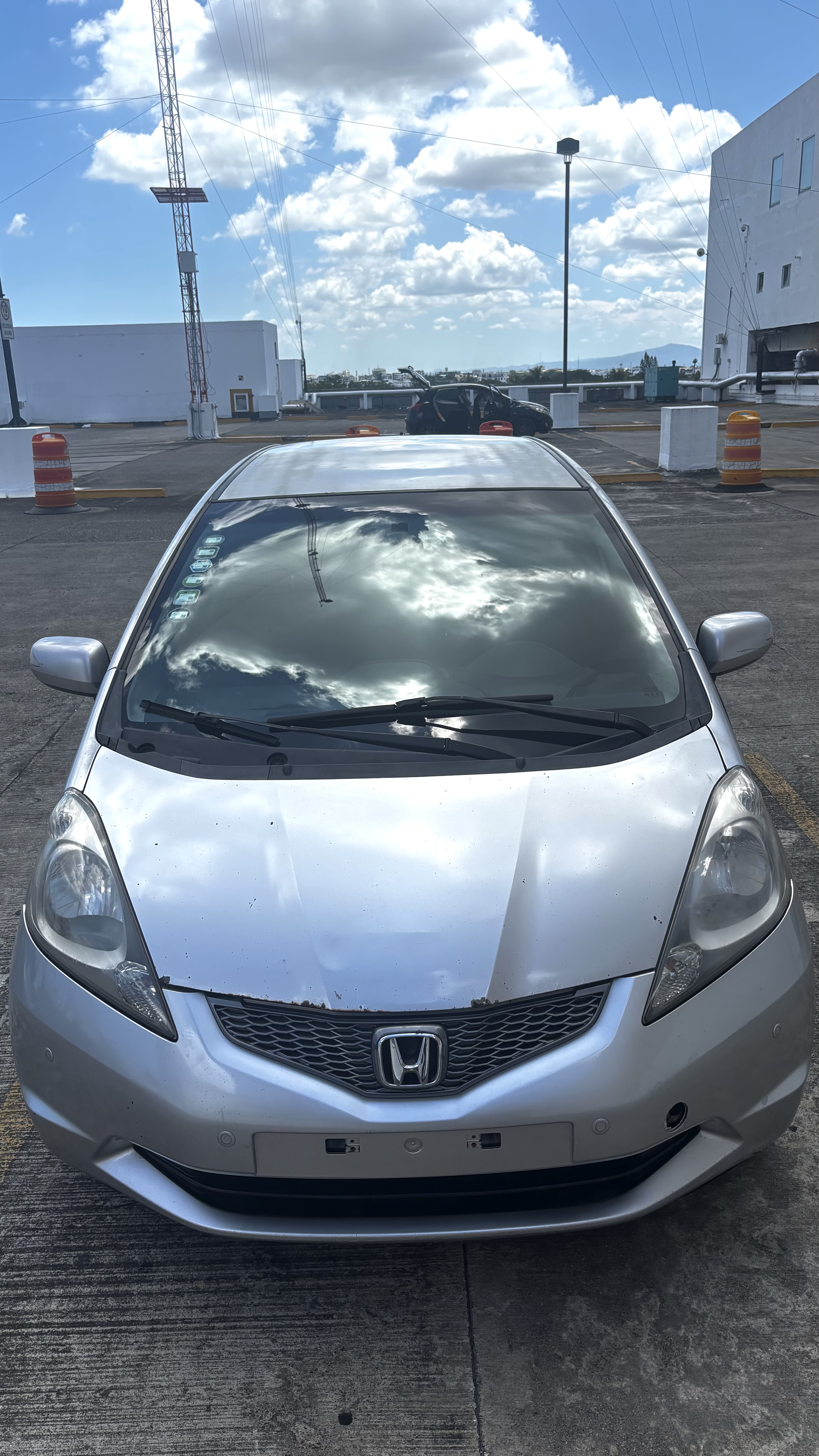 carros - 🚗 Honda Fit 2010 en excelente estado - RD$380,000