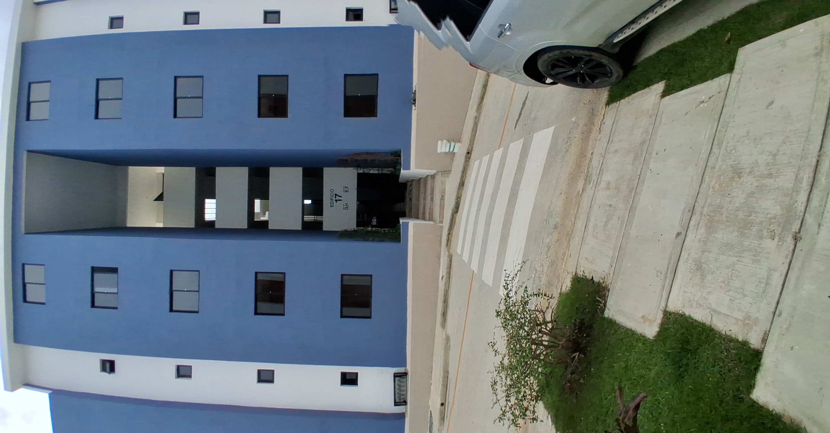apartamentos - Tercer nivel poximo a sirena de la charles de gaul 1