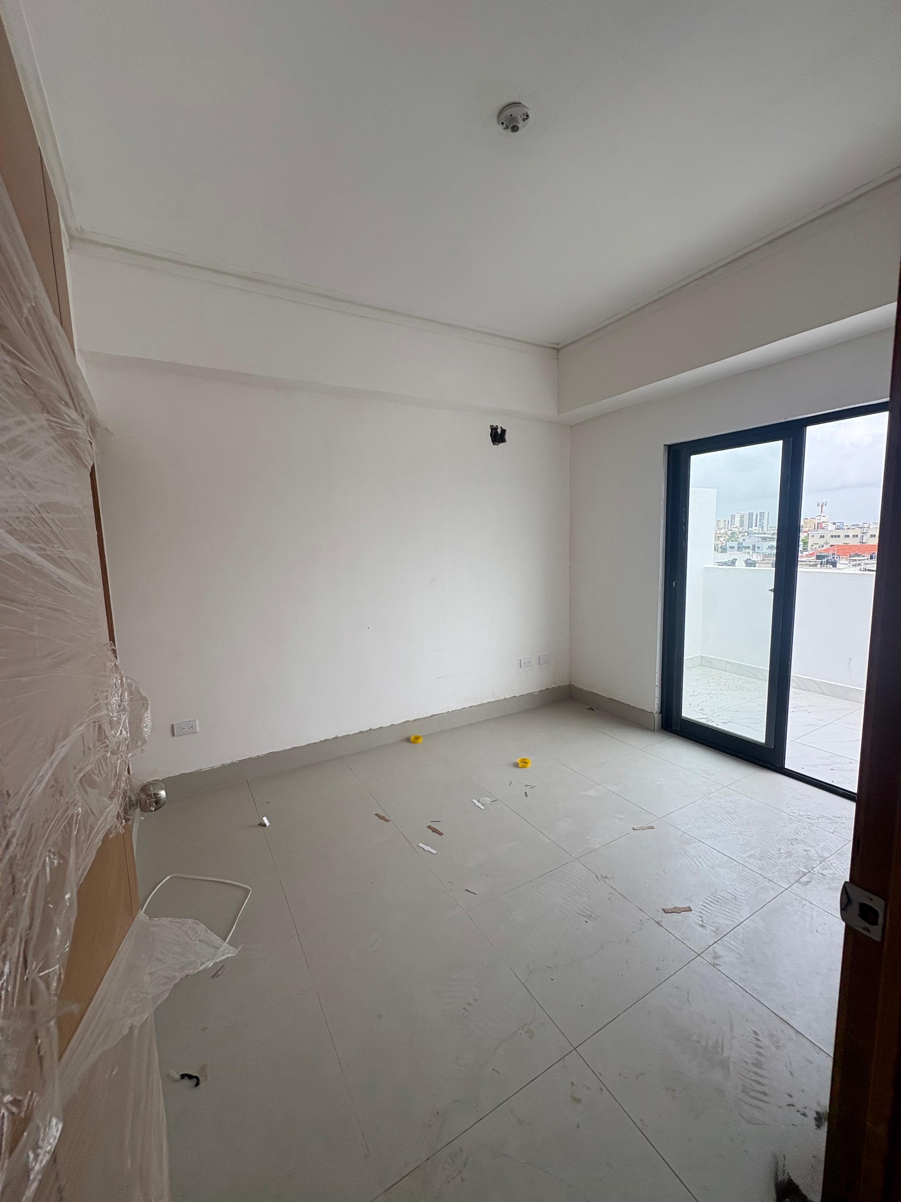 apartamentos - Se alquila apartamento nuevo en el Millón  3