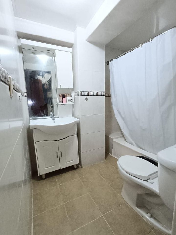 apartamentos - VENDO AMPLIO APARTAMENTO A 4 MINUTOS DEL MIRADOR S 9