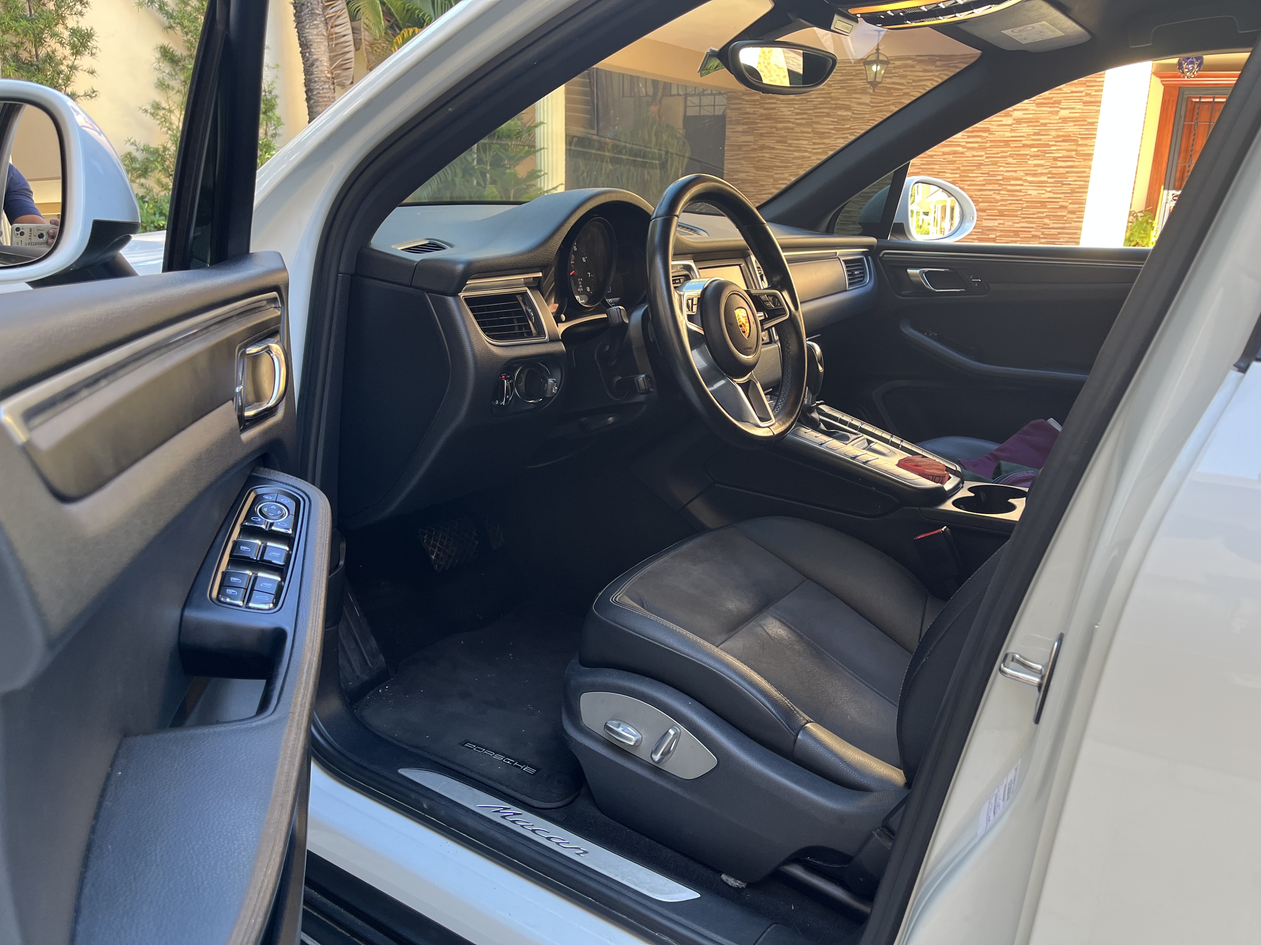 jeepetas y camionetas - Porsche macan 300 caballos 5