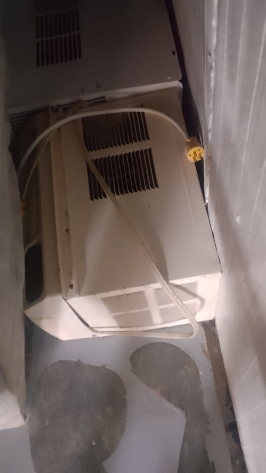 aires acondicionados y abanicos - Vendo aire acondicionado de ventana  0