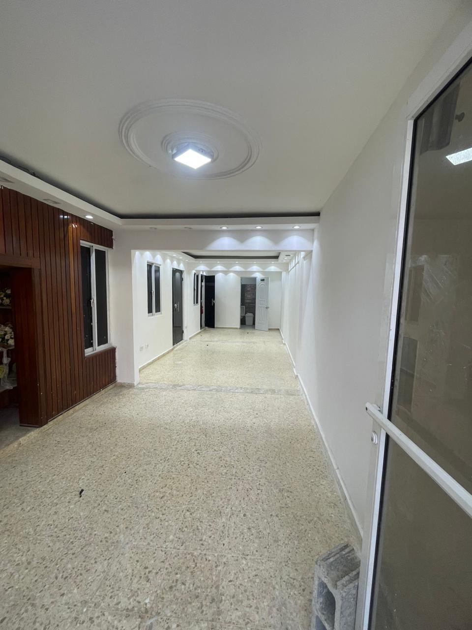 oficinas y locales comerciales - Locales Comerciales  1