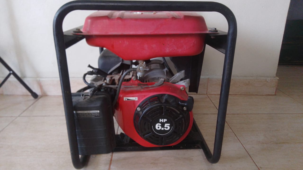 plantas e inversores - planta electrica 2,5 kw 6,5 hp   de gasolina  230v 0