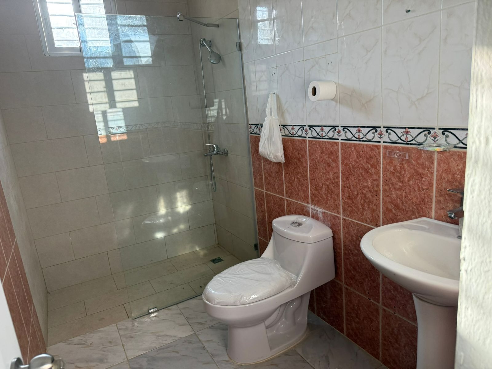 casas - Casa de Venta en Residencial Las Antillas  2
