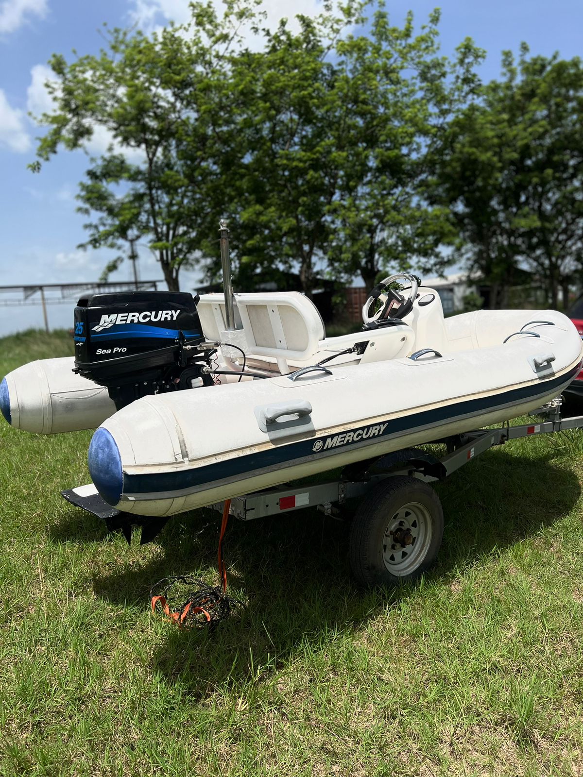 botes - Dhingy Dingui Mercury 12 pie