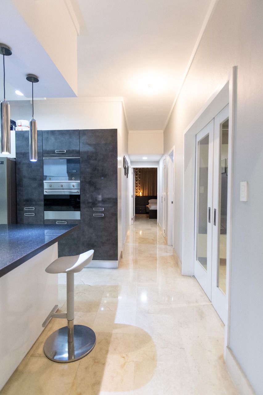 apartamentos - Alquilo apartamento de 140 m²  en Piantini 1