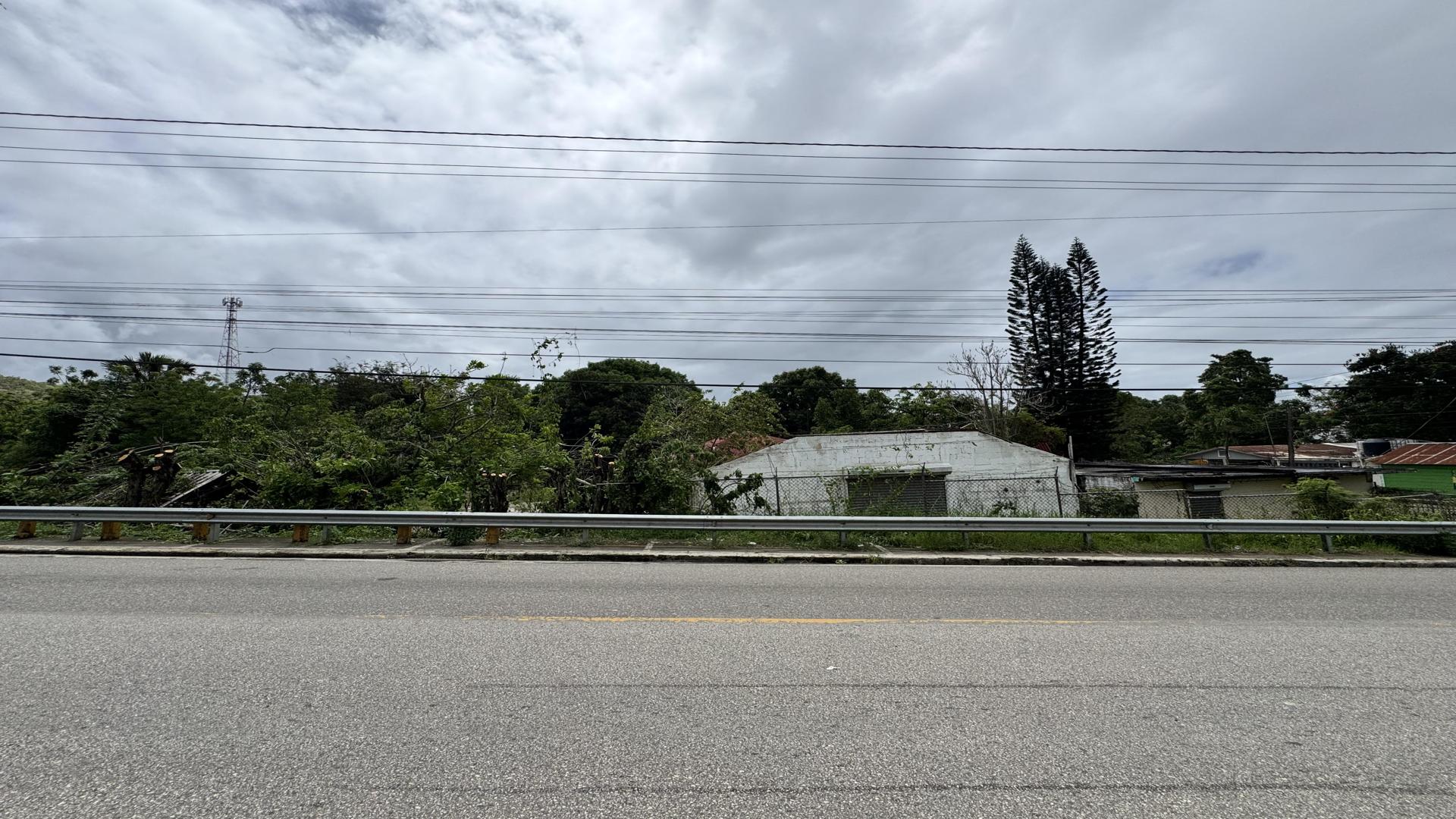 solares y terrenos - TERRENO DE VENTA EN LA CARRETERA TURISTICA GURABO LUPERON SANITAGO 4