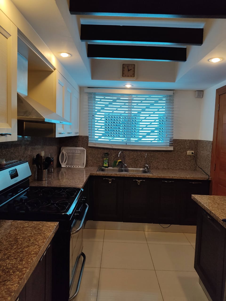 apartamentos - AMUEBLADO EN GAZCUE, ZONA RESIDENCIAL DE LUJO, RD 3