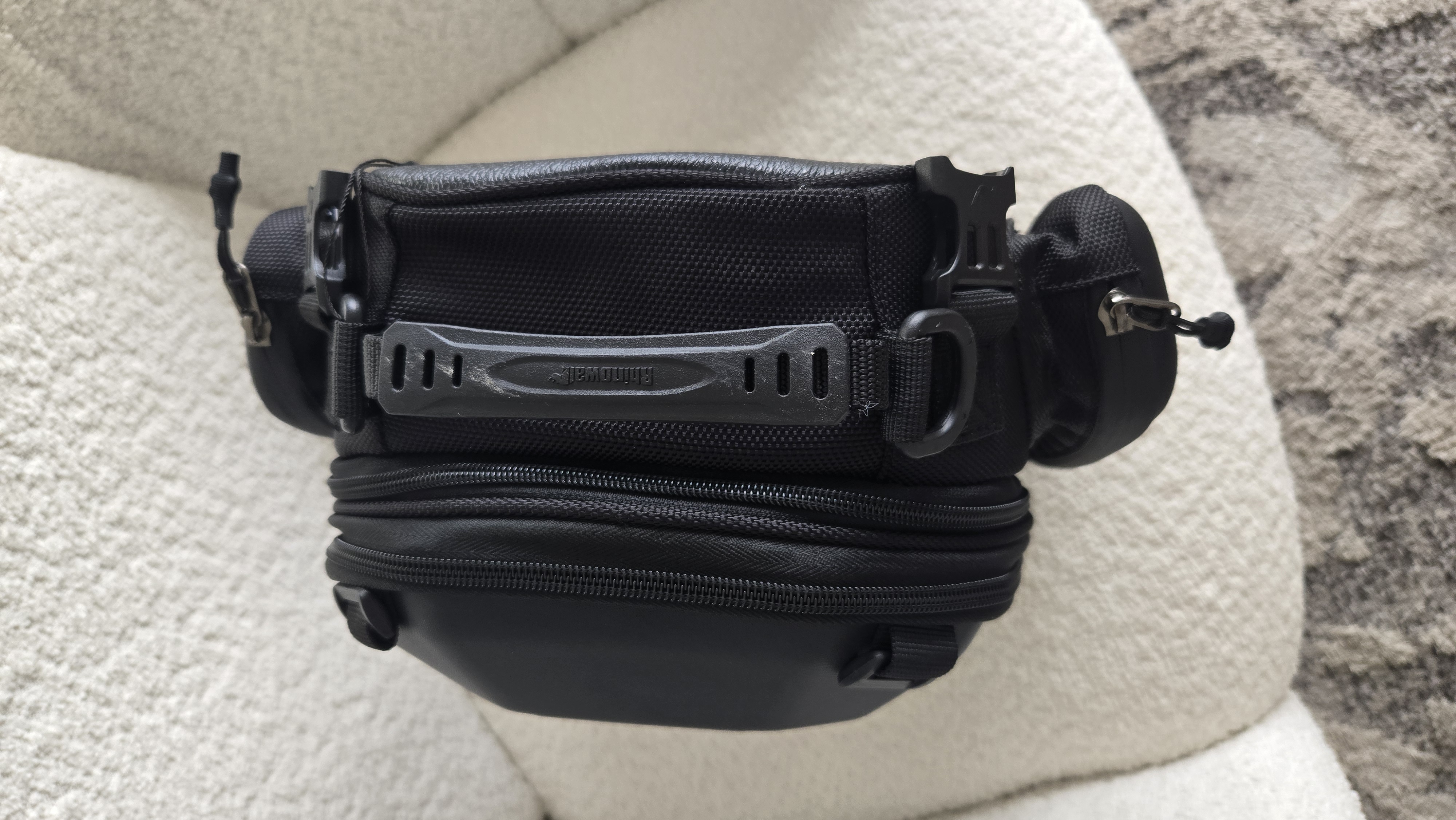 deportes - Bulto para moto , expandible y se usa tipo mochila 1