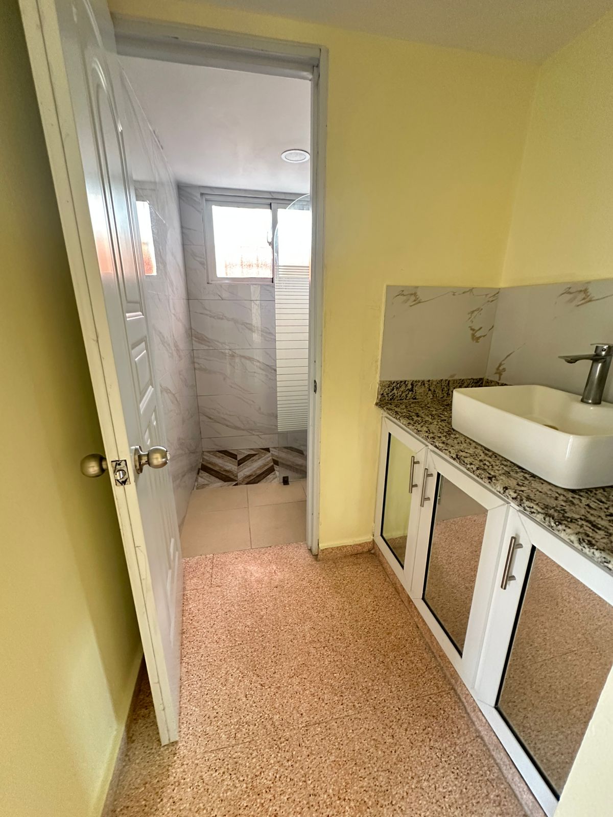 apartamentos -  Apartamento de 3 Habitaciones en Alquiler en Las Praderas 2