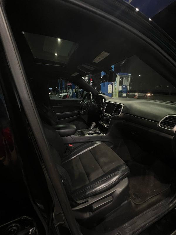 jeepetas y camionetas - jeep Cherokee limited 2018 óptimas condiciones, recién importada  6
