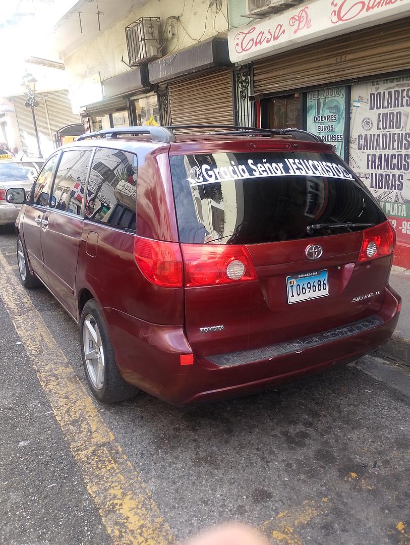 jeepetas y camionetas - Toyota Sienna 2009,. $399,000. 0