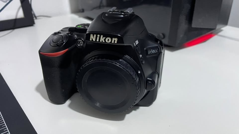 camaras y audio - CÁMARA NIKON D5600