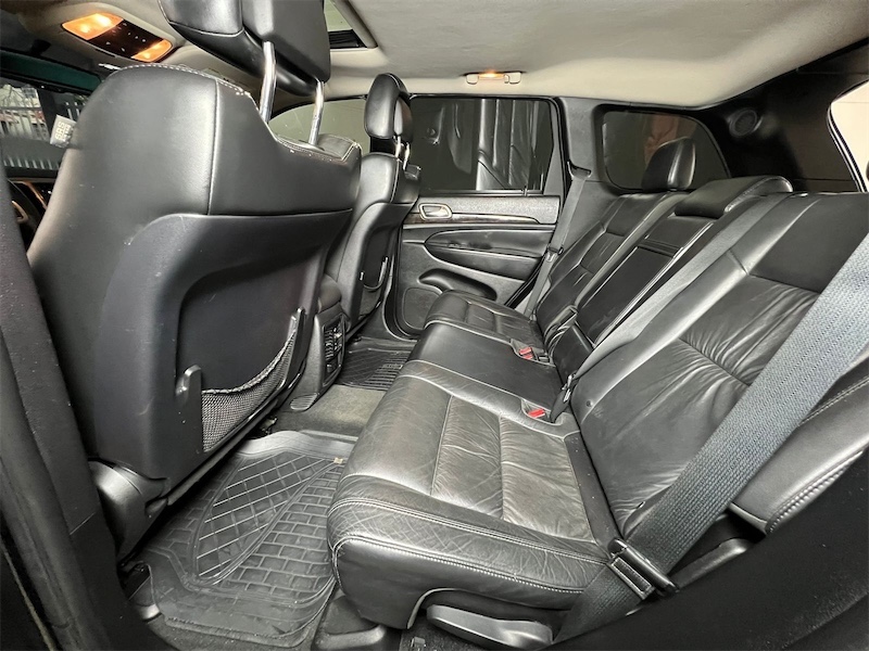jeepetas y camionetas - JEEP GRAND CHEROKEE LAREDO AÑO 2013 CLEAN CARFAX  5