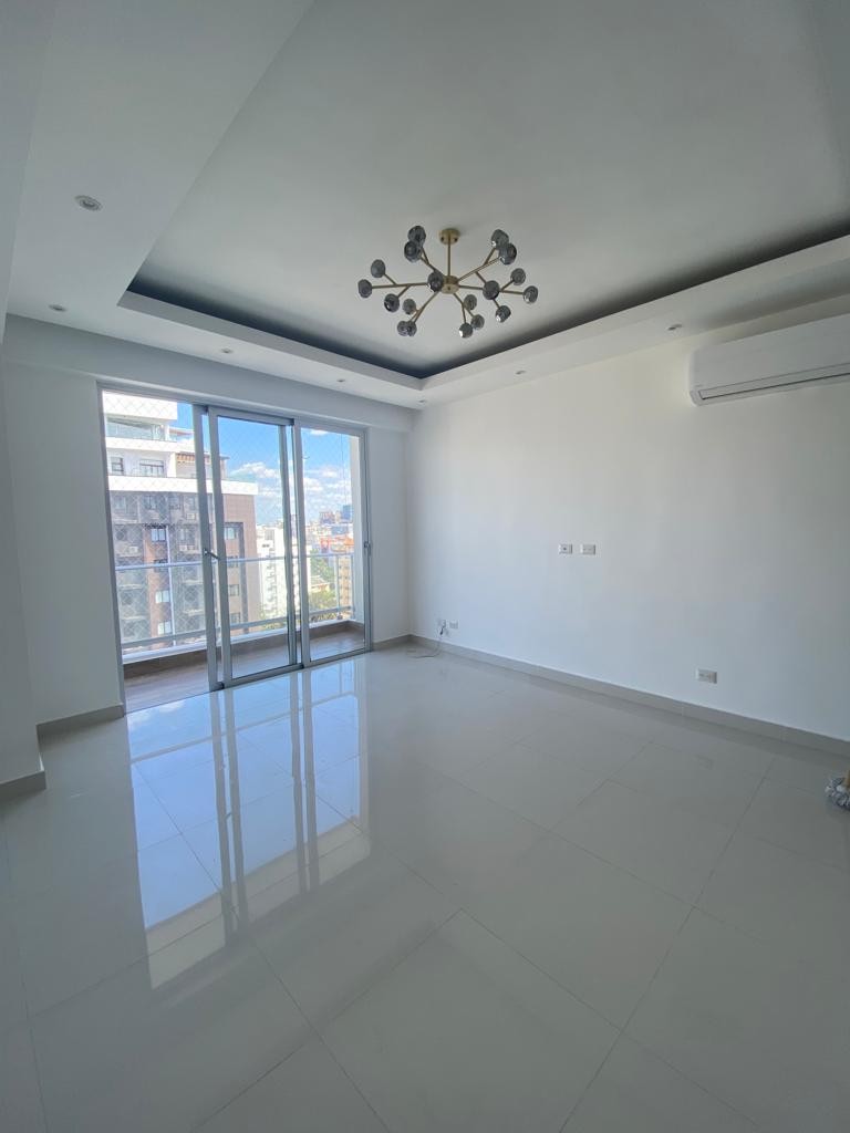 apartamentos - Se alquila apartamento en Evaristo Morales 7