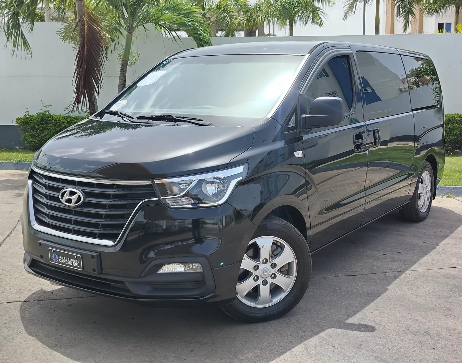 jeepetas y camionetas - Hyudai Grand Starex 2019 0