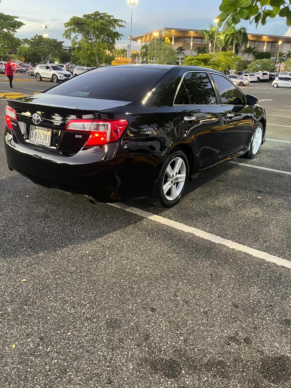 carros - Toyota Camry 2014 SE 1