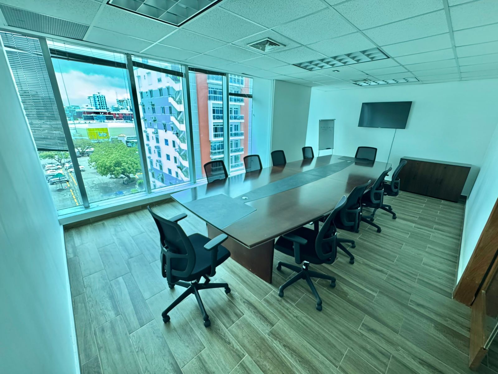 oficinas y locales comerciales - Alquilo Oficina Corporativa en La Esperilla 6
