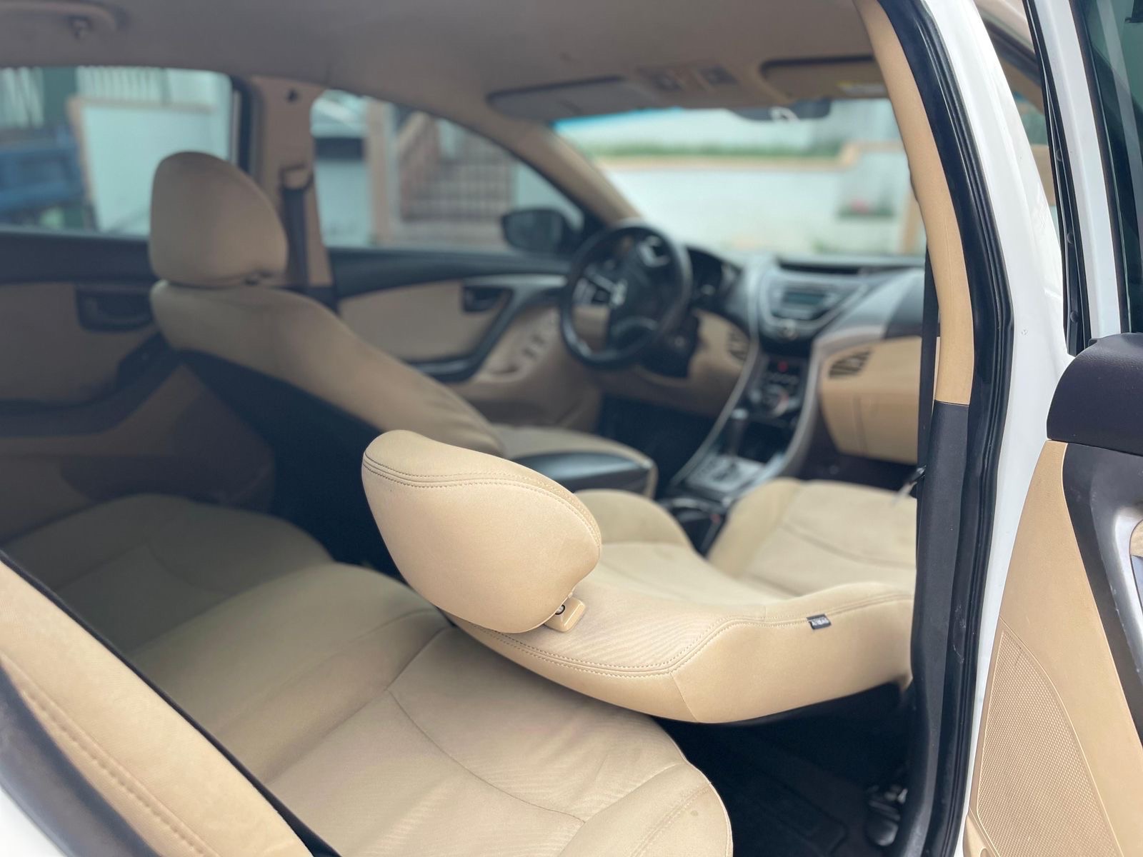 carros - Hyundai Elantra 2013 9