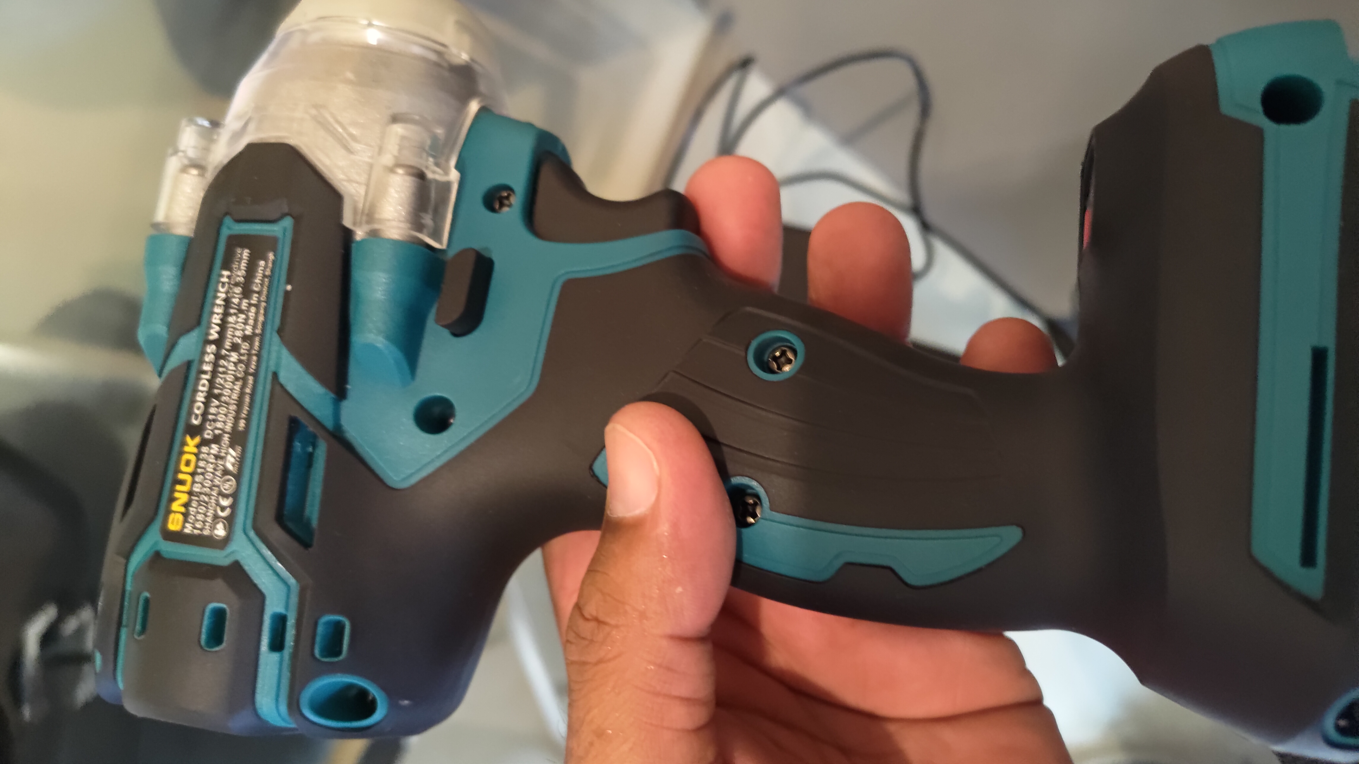 electrodomesticos - Vendo llave de impacto nueva con una batería y cargador 4