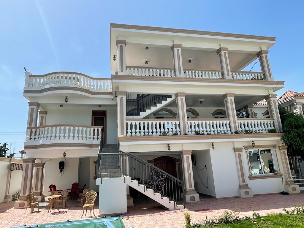 casas - Se vende mansión casa en Prado Oriental 9