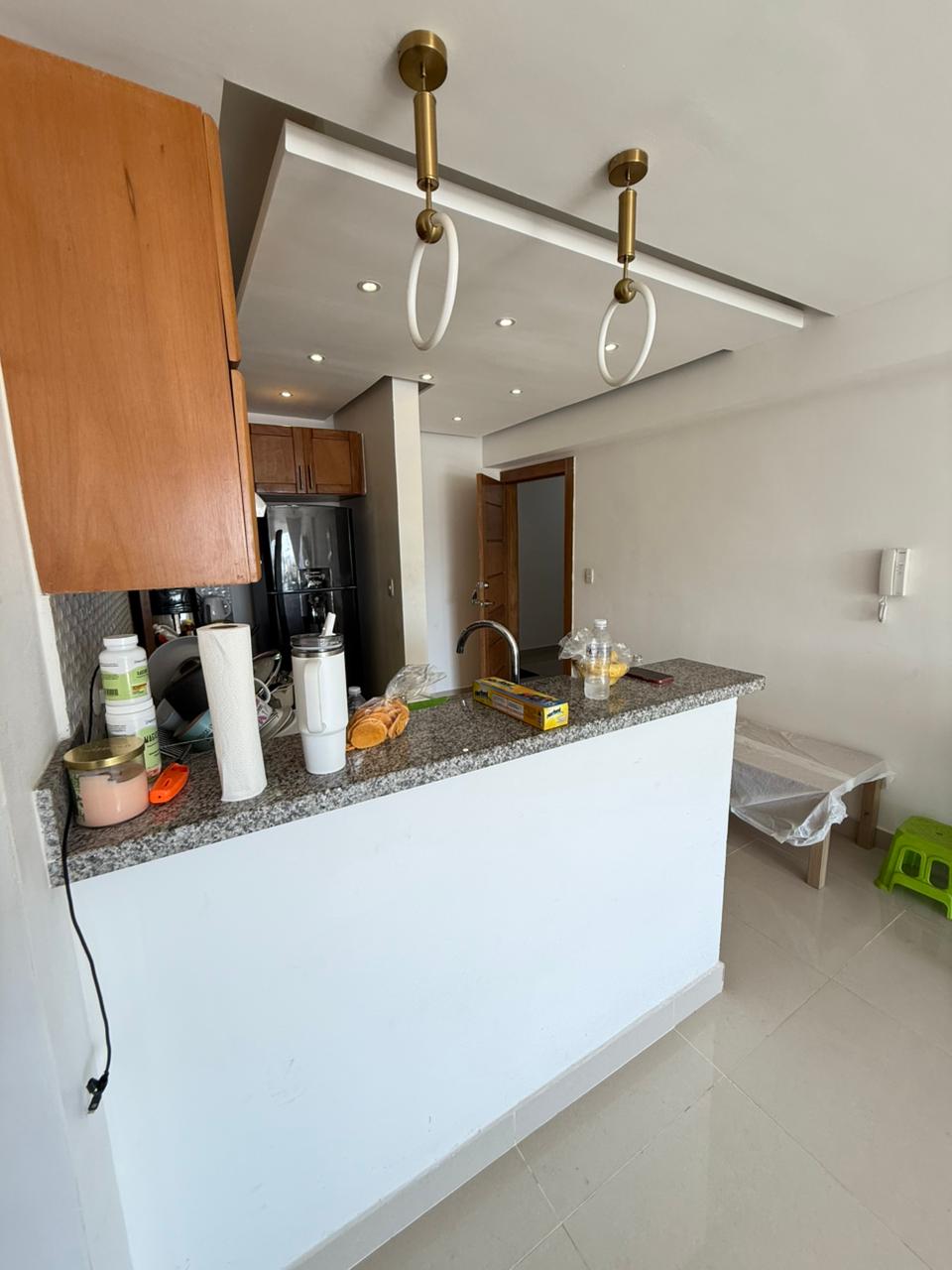 apartamentos - Se Renta Apartamento todo amueblado ubicado en Zona universitaria Santo Domingo 0