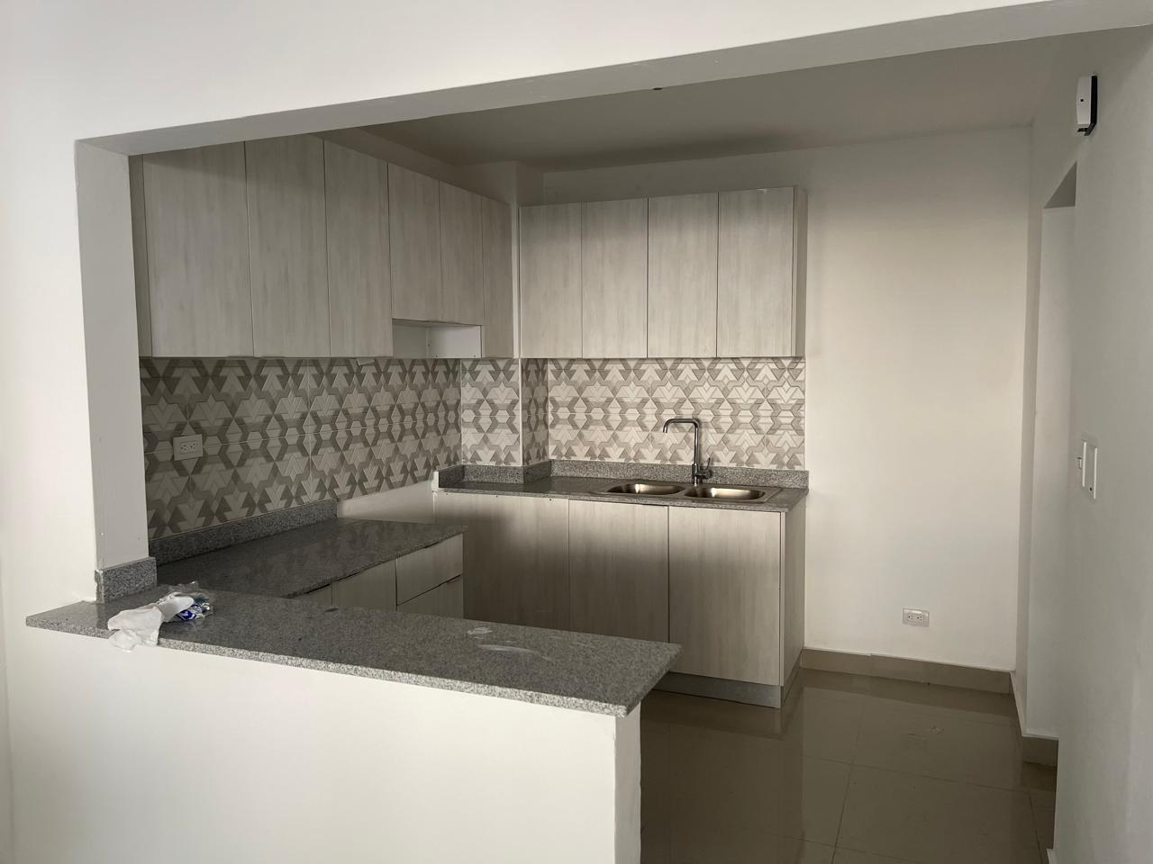 apartamentos - ALQUILO APARTAMENTO EN EL CRUCE DE MANOGUAYABO 7