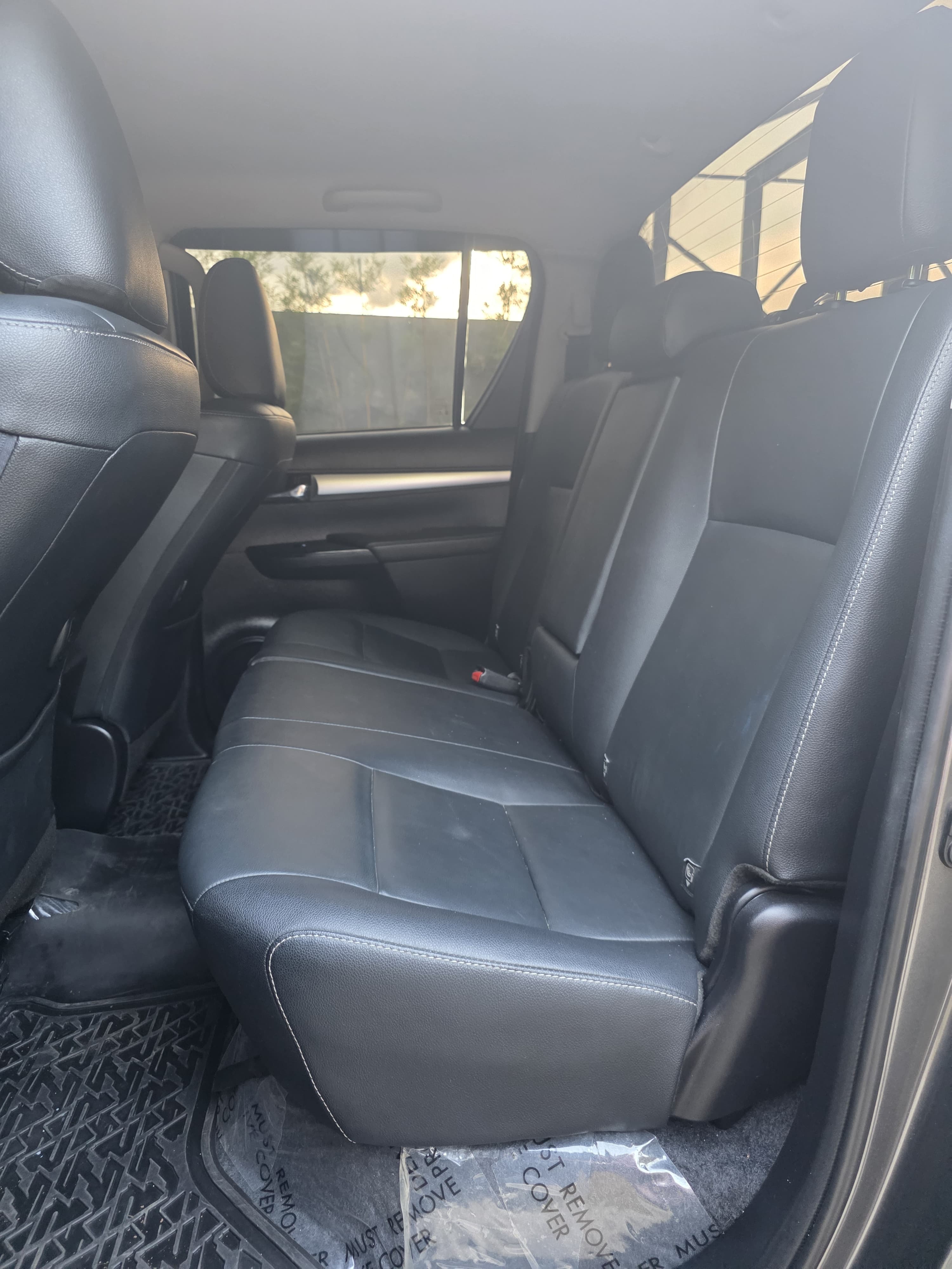 jeepetas y camionetas - Toyota hilux 2023 4