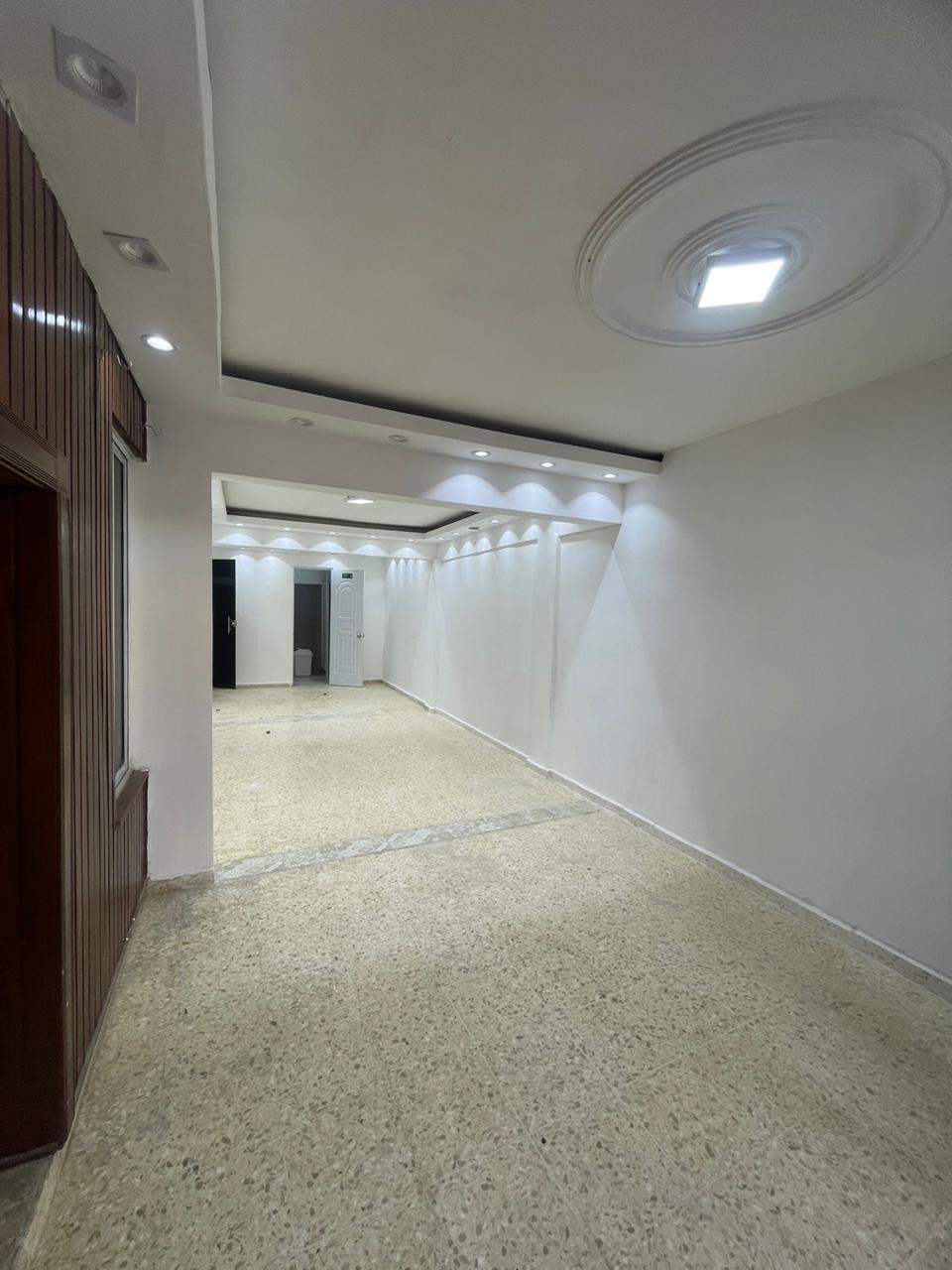 oficinas y locales comerciales - Locales Comerciales  2