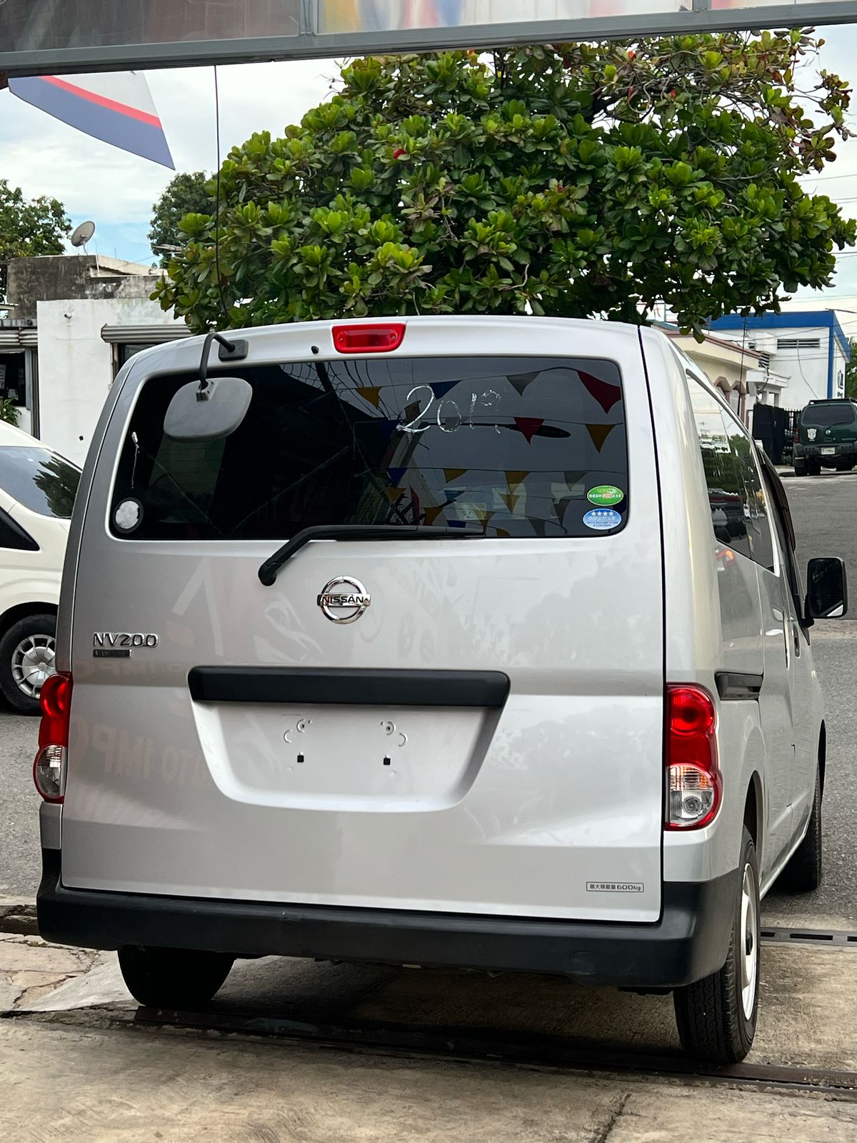 jeepetas y camionetas - Oferta aprovecha NV 200 negociable  5