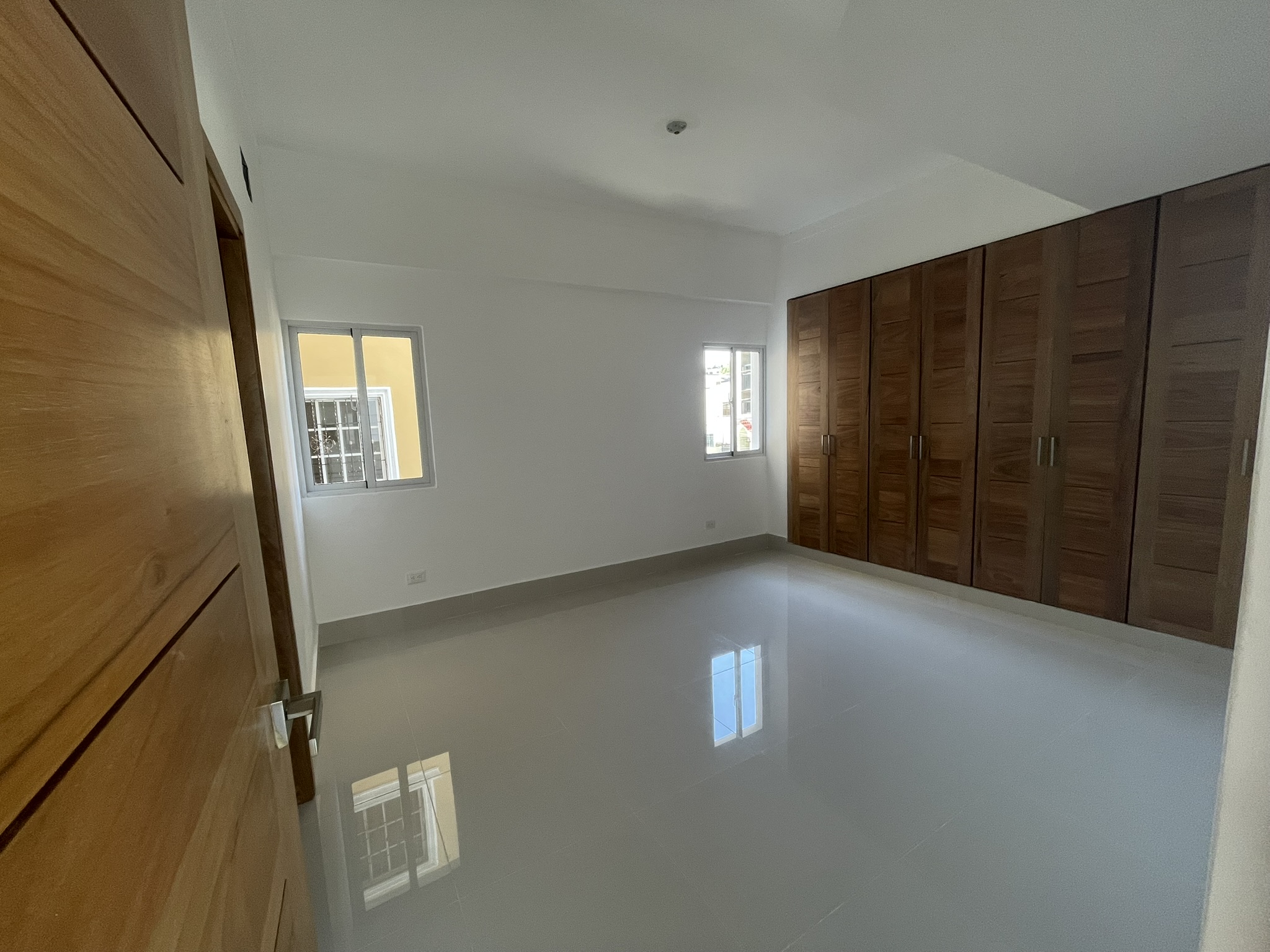 apartamentos - Apartamento de 3 habitaciones Colinas de Los Ríos 4