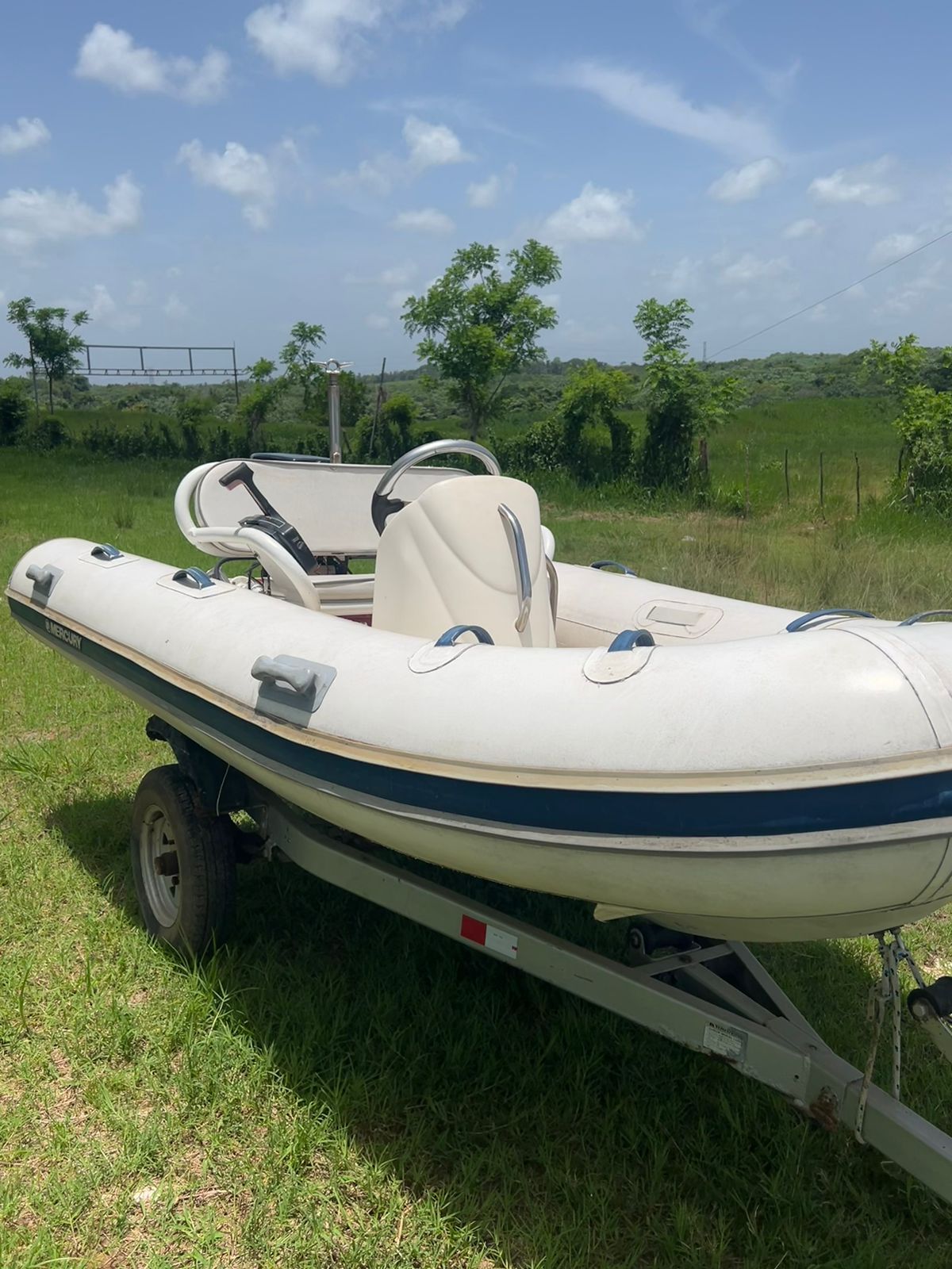 botes - Dhingy Dingui Mercury 12 pie 1