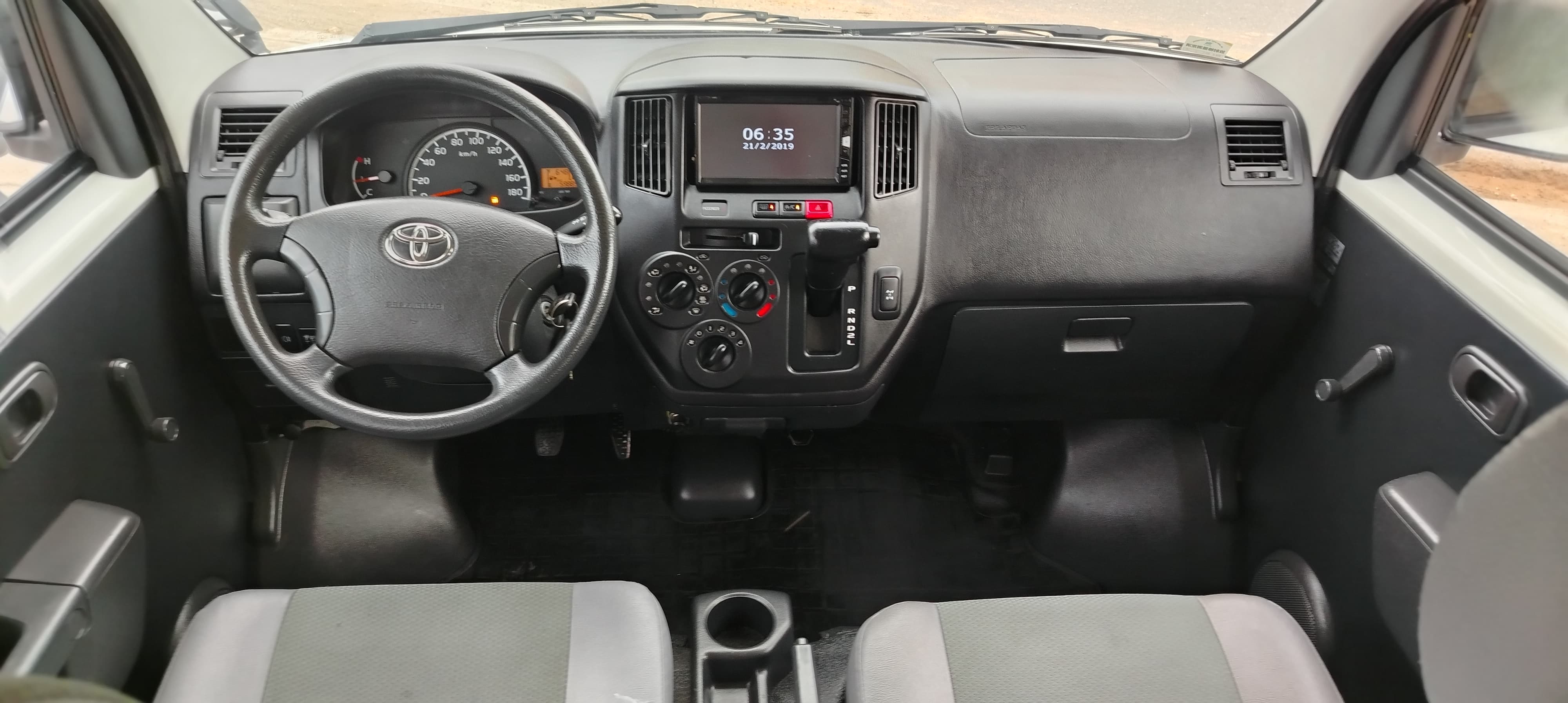 jeepetas y camionetas - TOYOTA TONW ACE 2020 8