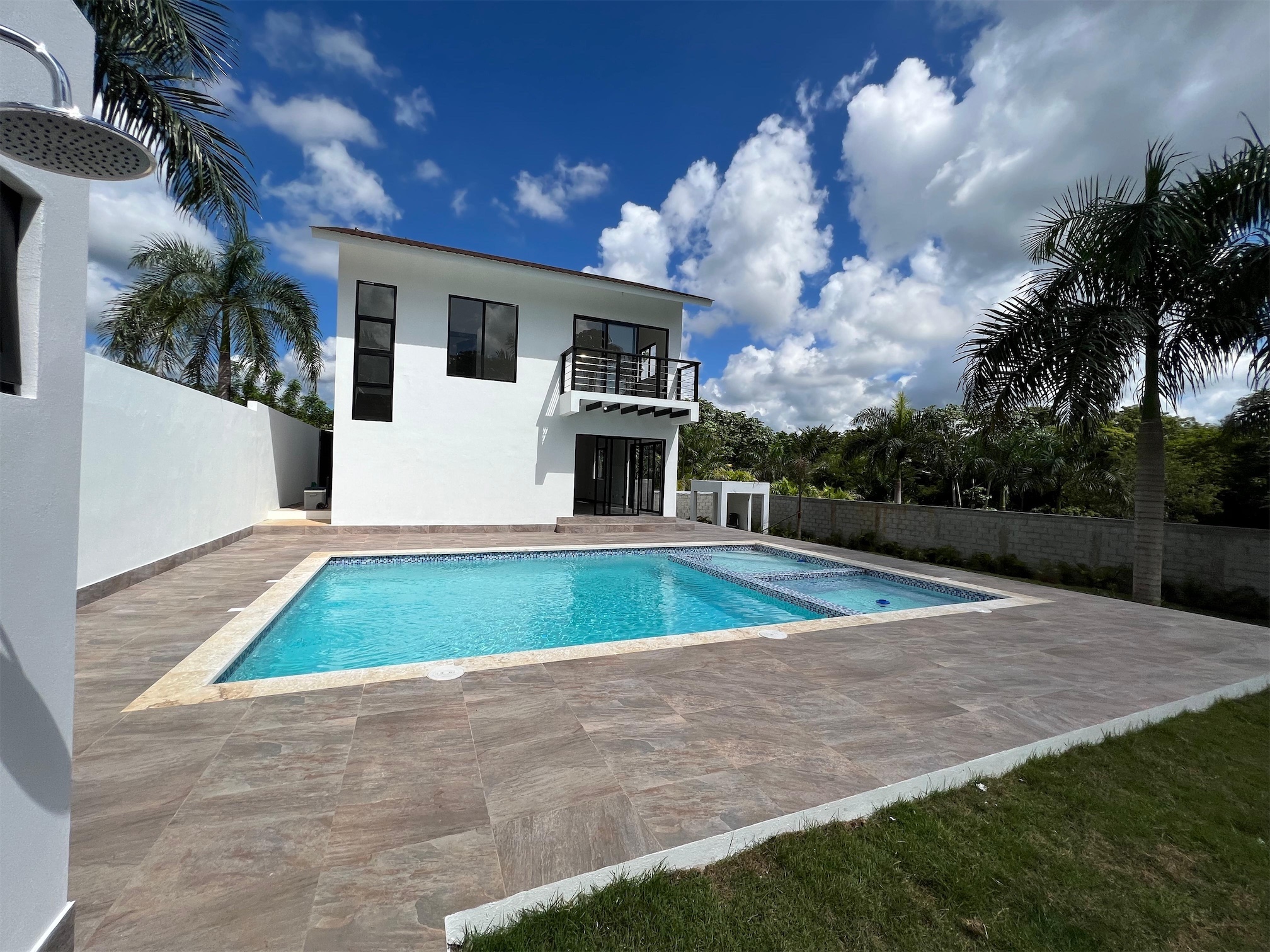 casas vacacionales y villas - Venta de Villa  con piscina en Matua la cuaba a 45 minutos de Santo Domingo 5
