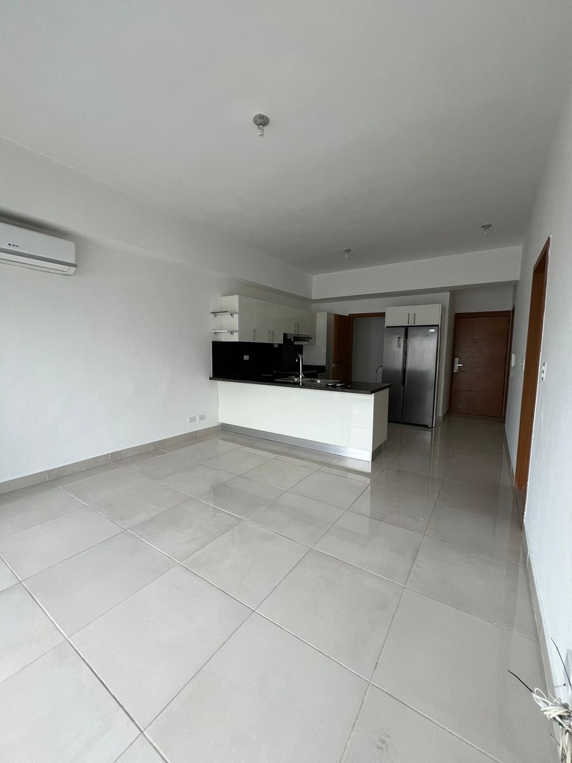 apartamentos - Rento Apartamento 1 Habitación Torre Moderna en el Millón con línea blanca.  0