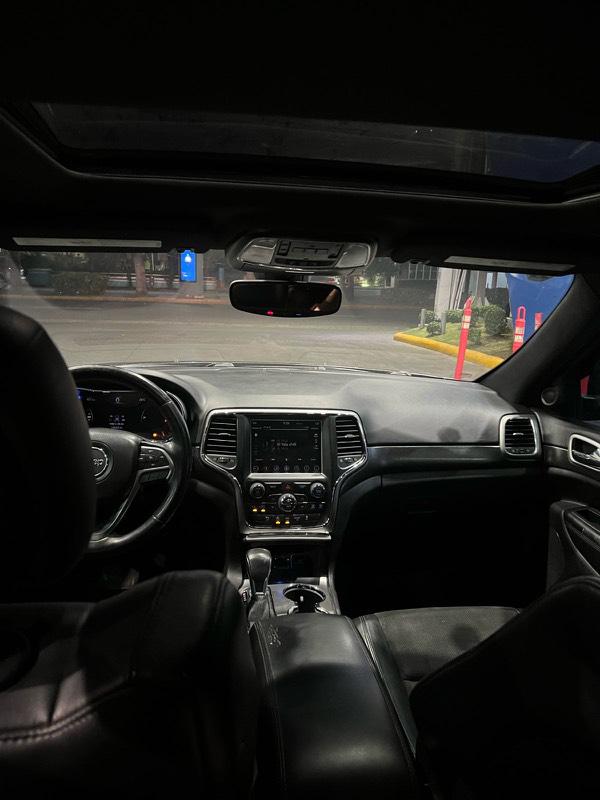 jeepetas y camionetas - jeep Cherokee limited 2018 óptimas condiciones, recién importada  7