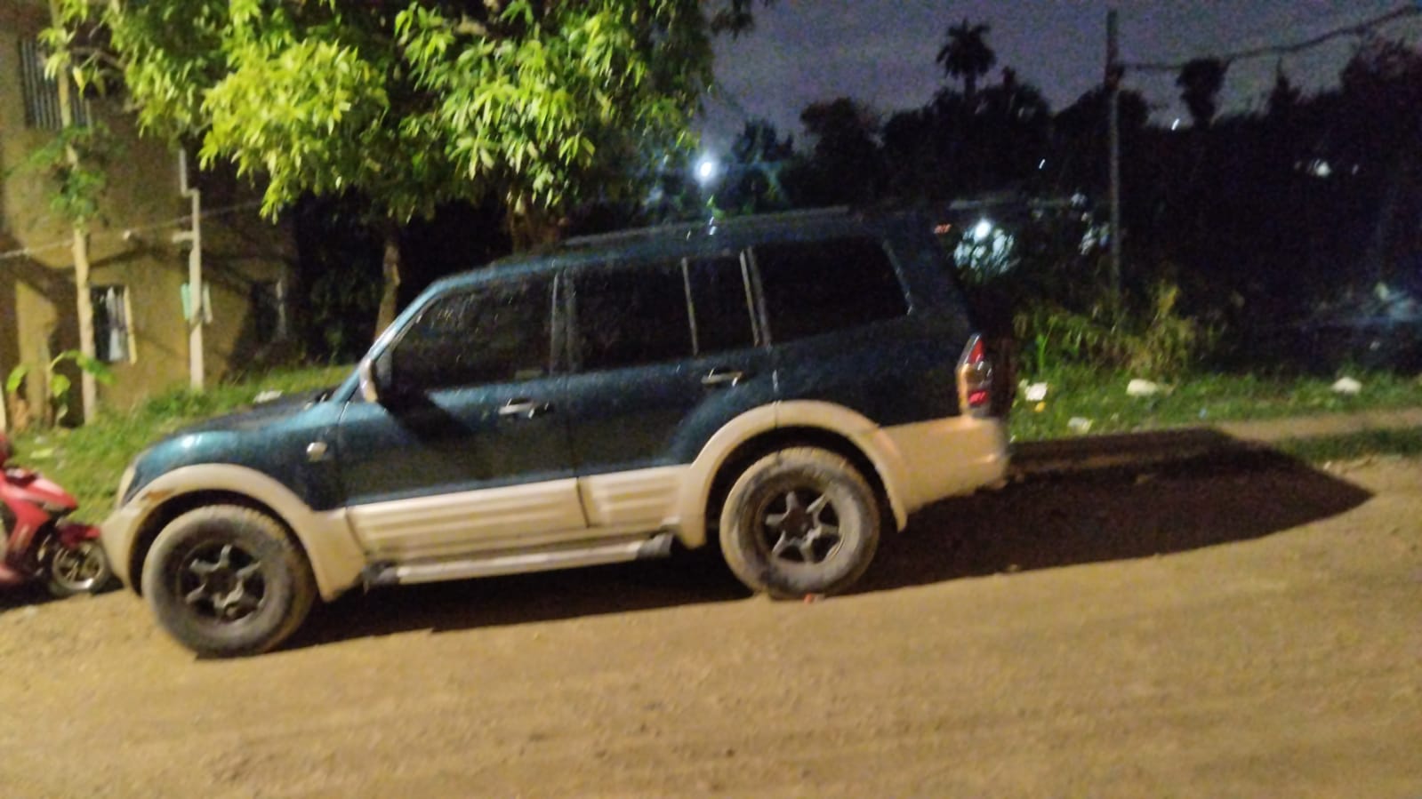 jeepetas y camionetas - Mitsubishi Montero Cara de Gato 2002 3